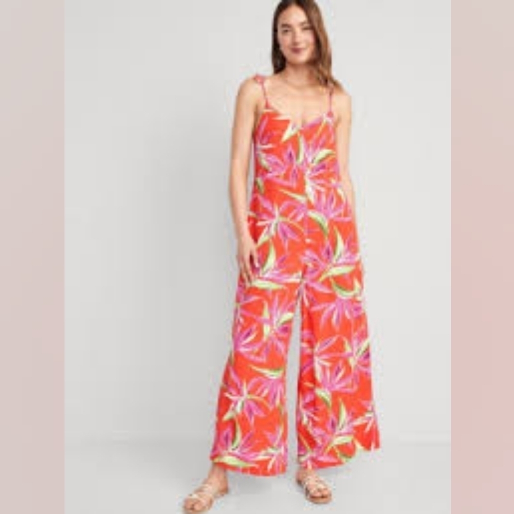 Old Navy #658023 Loose Cropped Tie-Shoulder V-Neck Cami Jumpsuit NWT